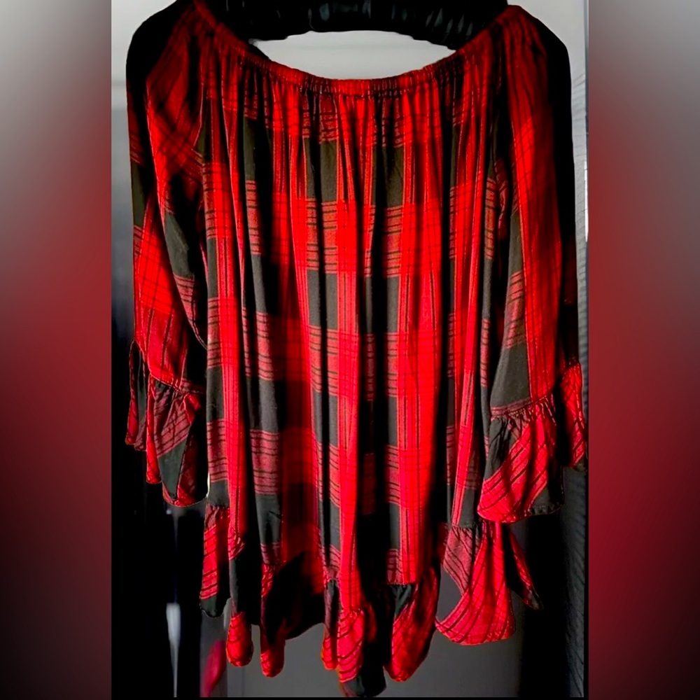 Beautiful fit & flowing silhouette Beach Lunch Lounge Ruffle Swing Top Blouse